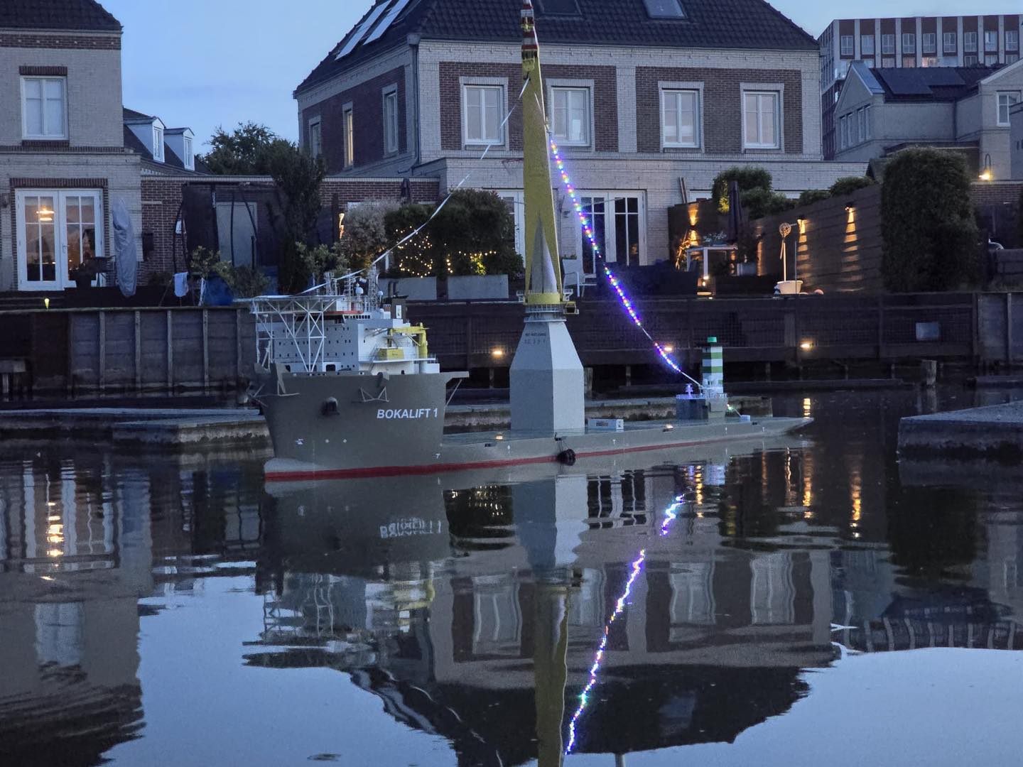 De Bokalift1 wordt klaargemaakt